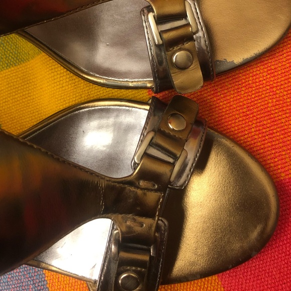 Michael Kors Metallic Heels size 8 - Picture 6 of 8